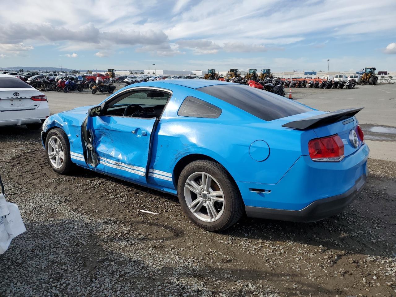 2010 FORD MUSTANG