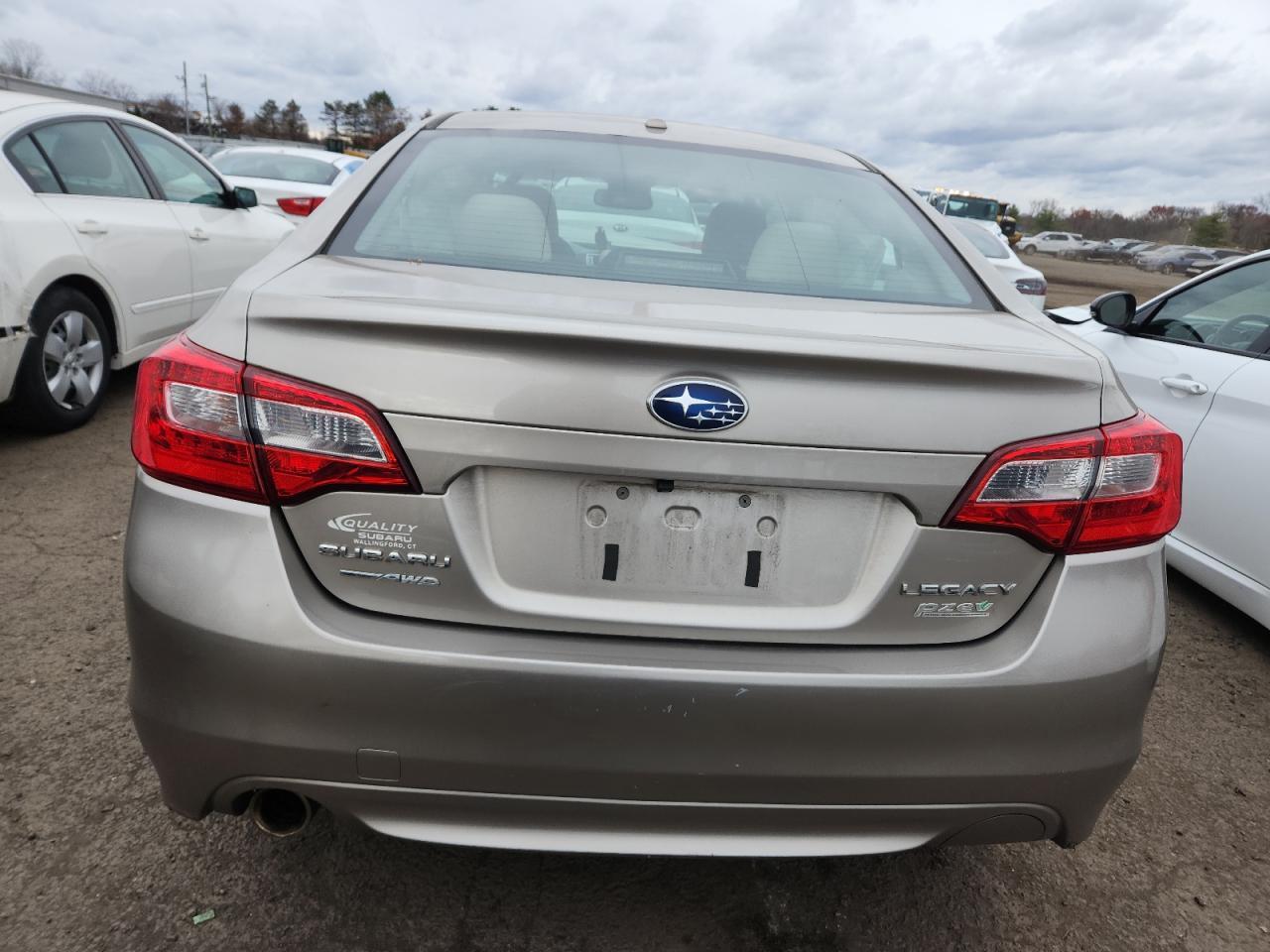 2015 SUBARU Legacy