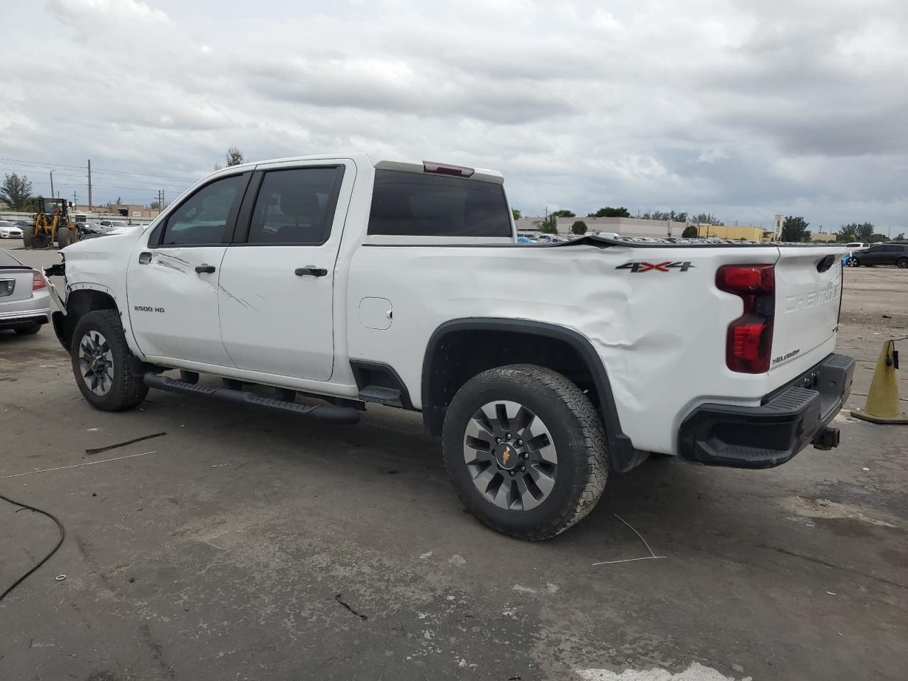 2024 CHEVROLET Silverado