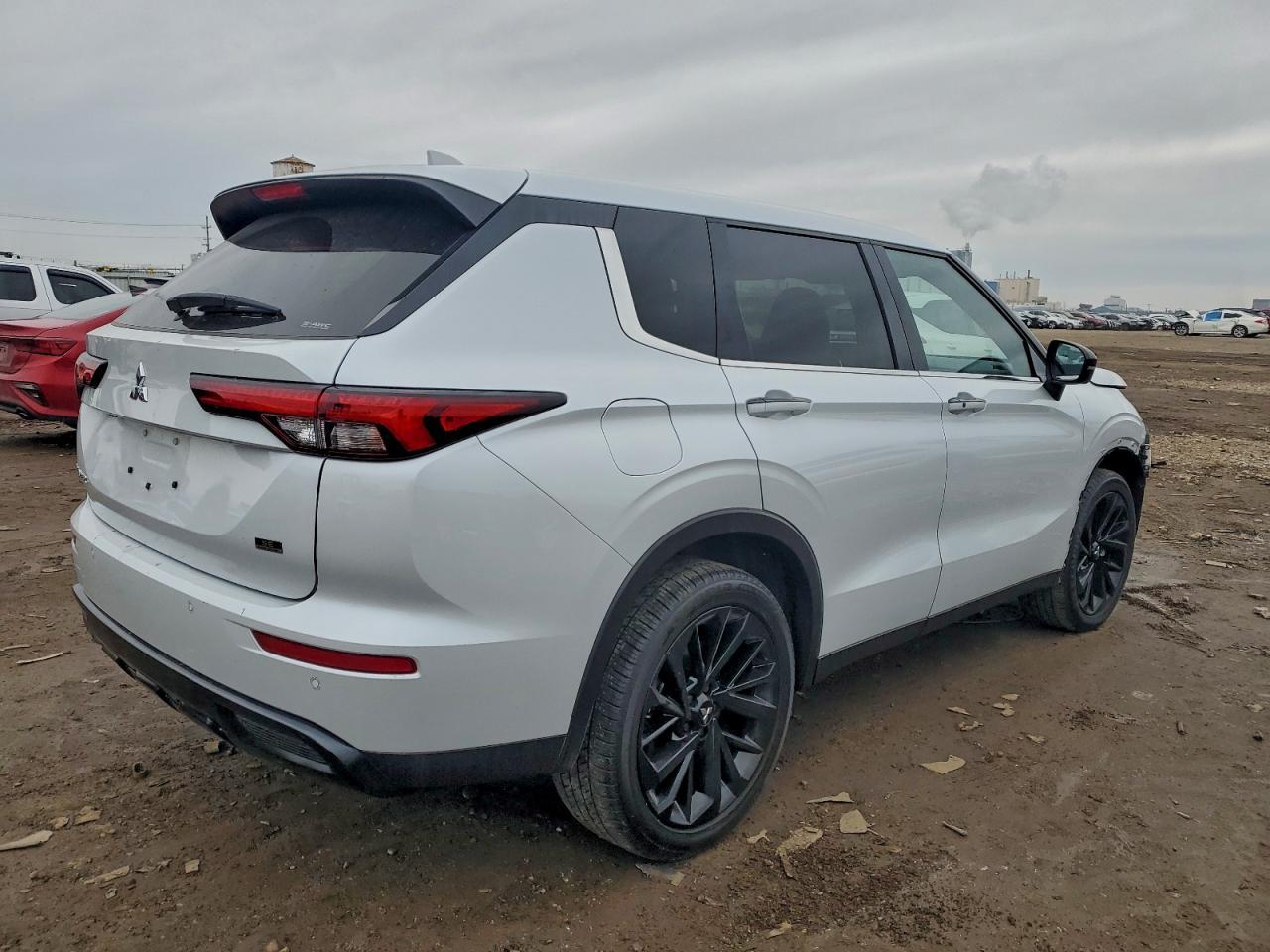 2024 MITSUBISHI outlander
