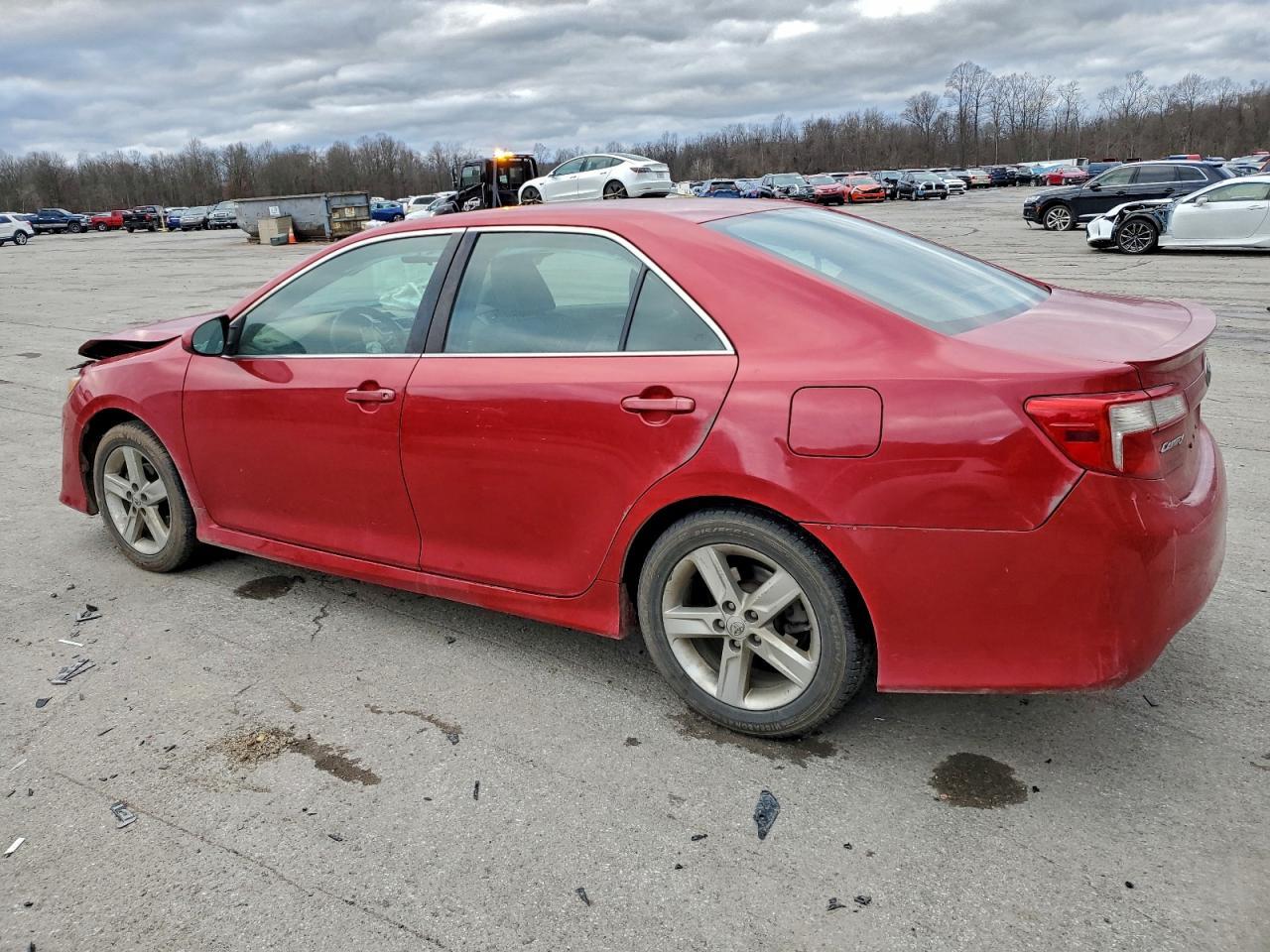 2014 TOYOTA CAMRY