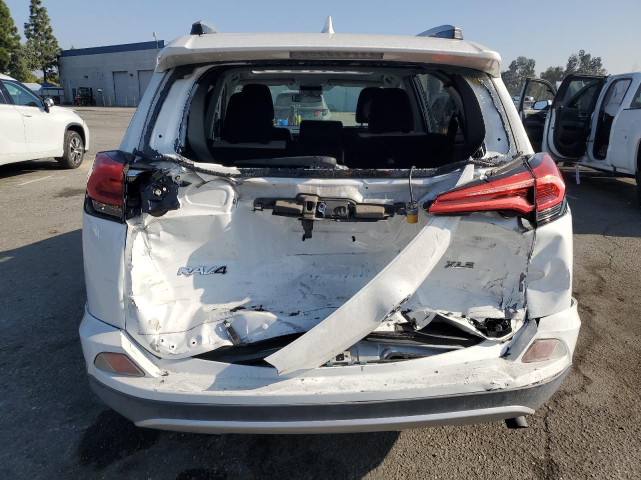 2016 TOYOTA RAV4
