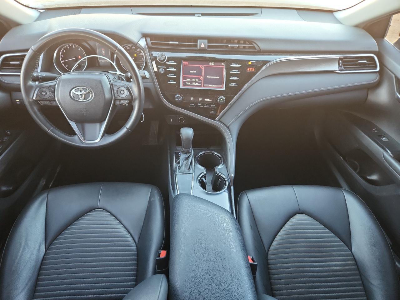 2018 TOYOTA CAMRY