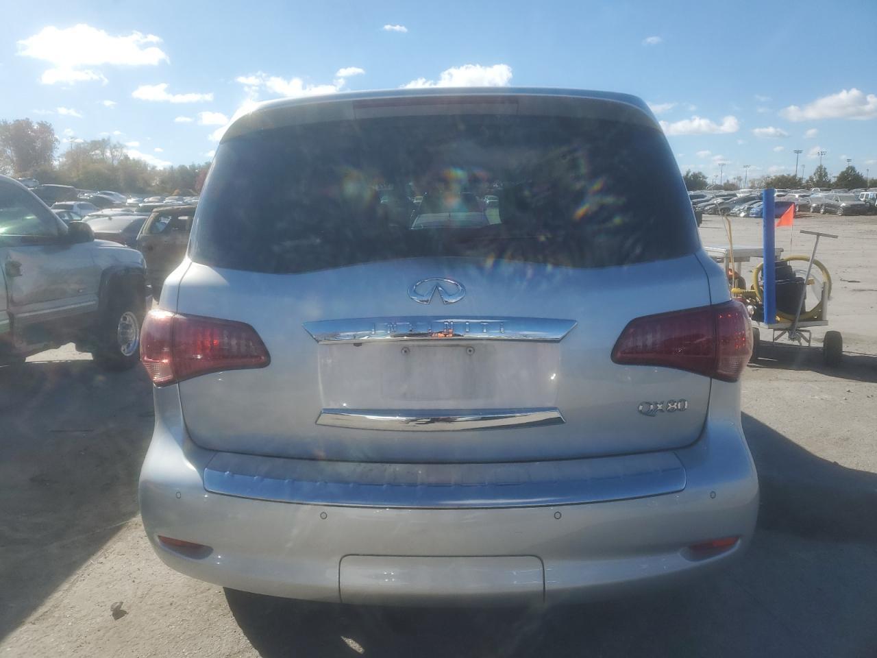 2016 INFINITI QX80
