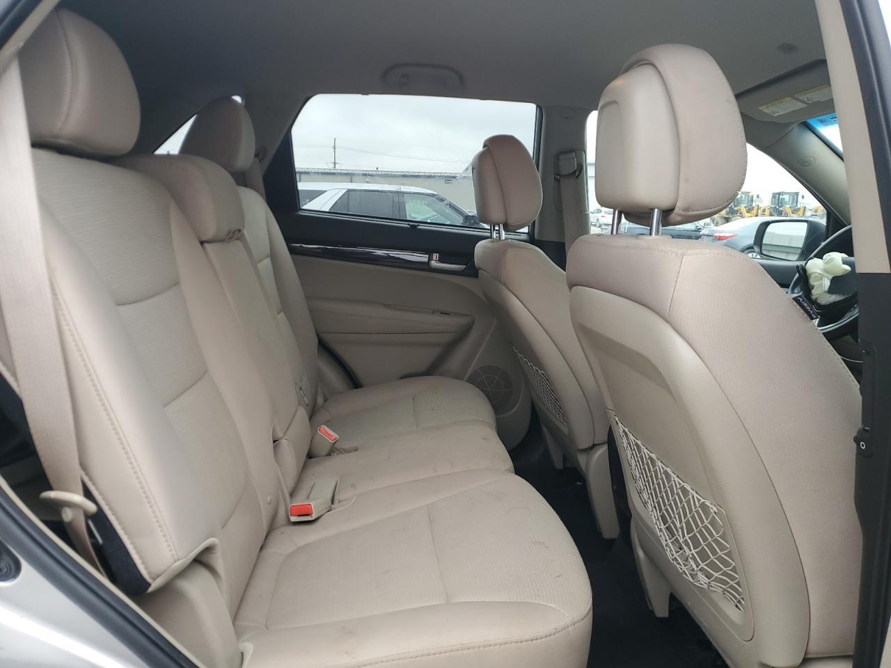 2014 KIA SORENTO