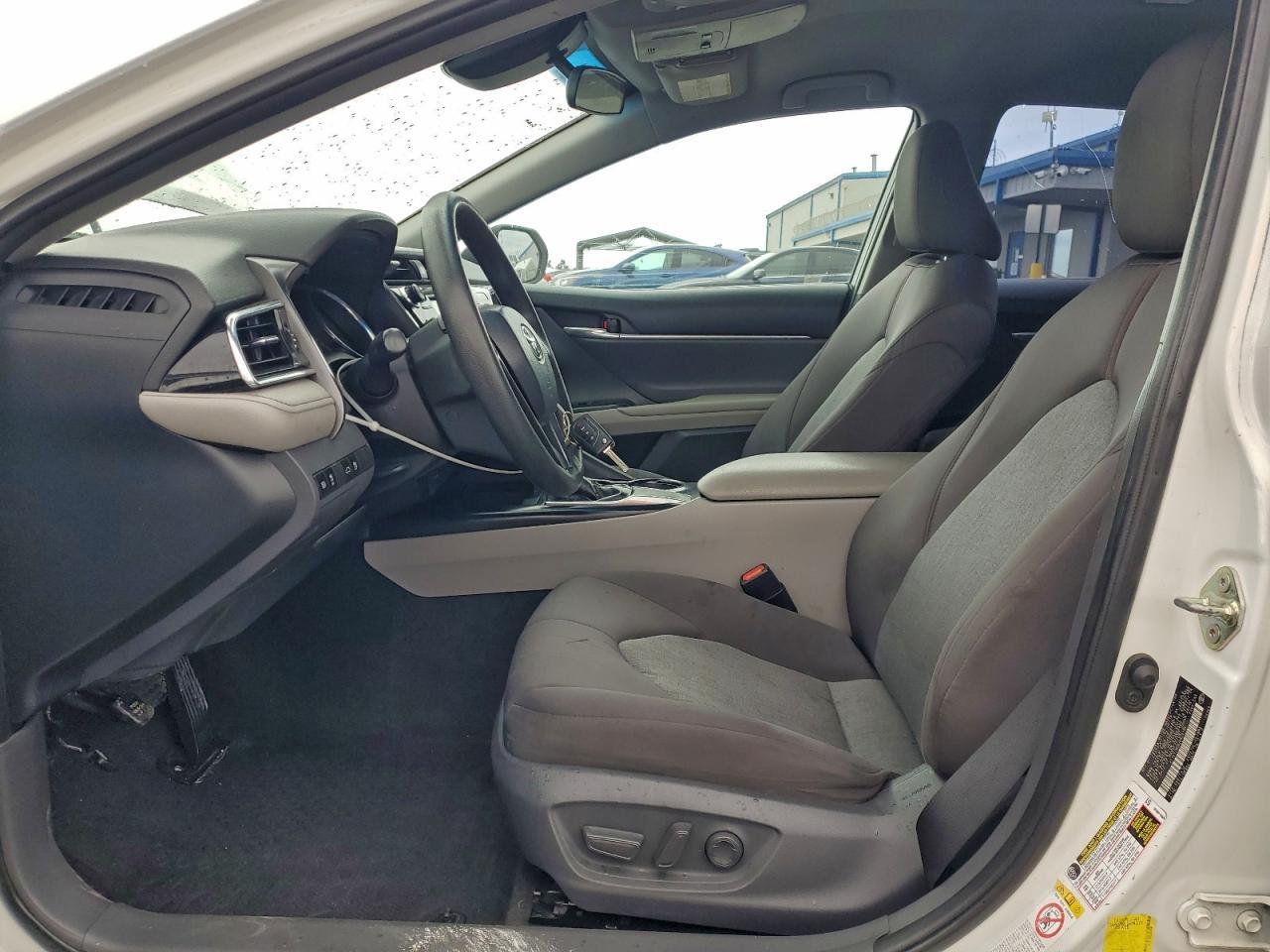 2018 TOYOTA CAMRY