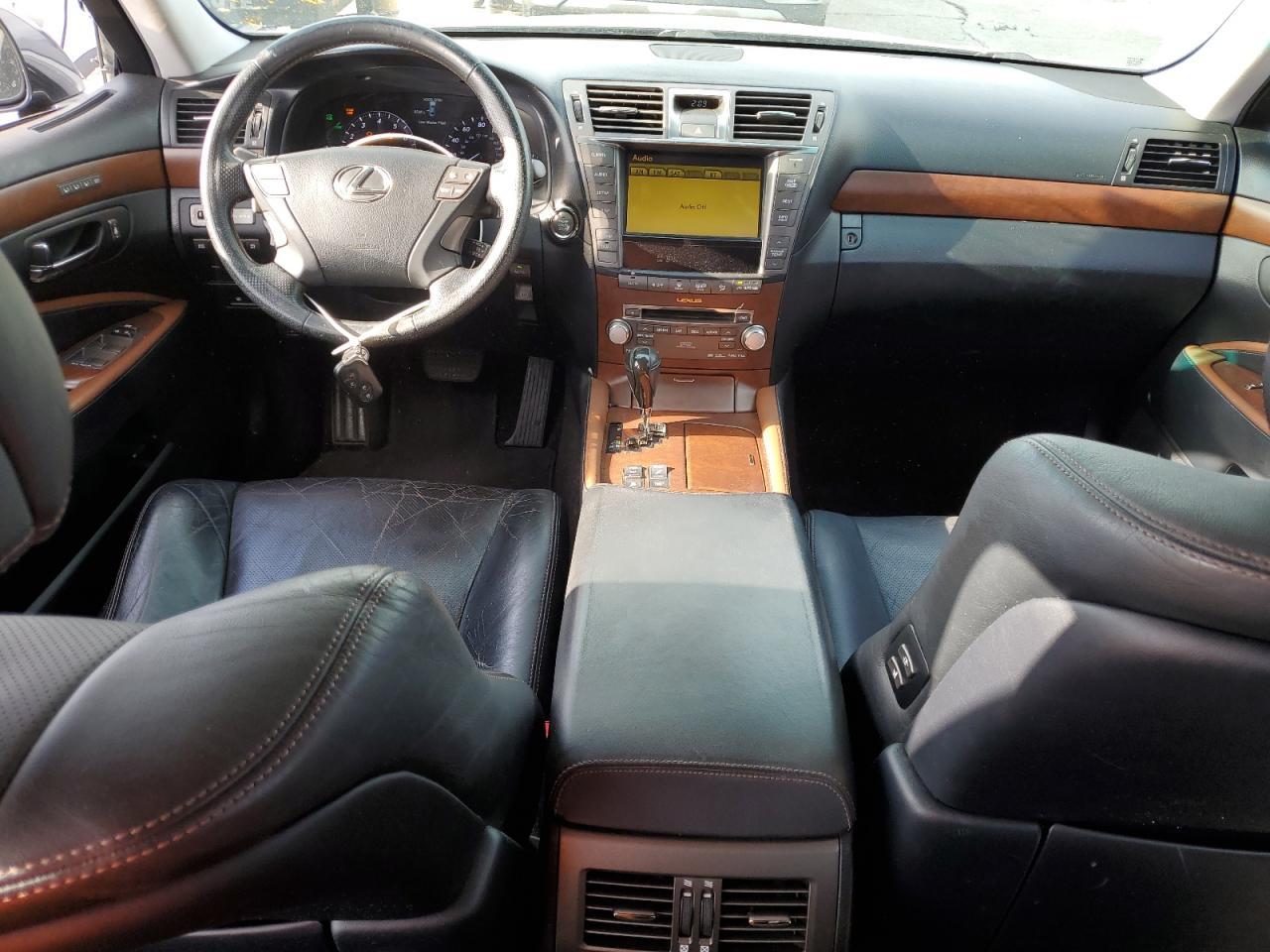 2011 LEXUS LS 460