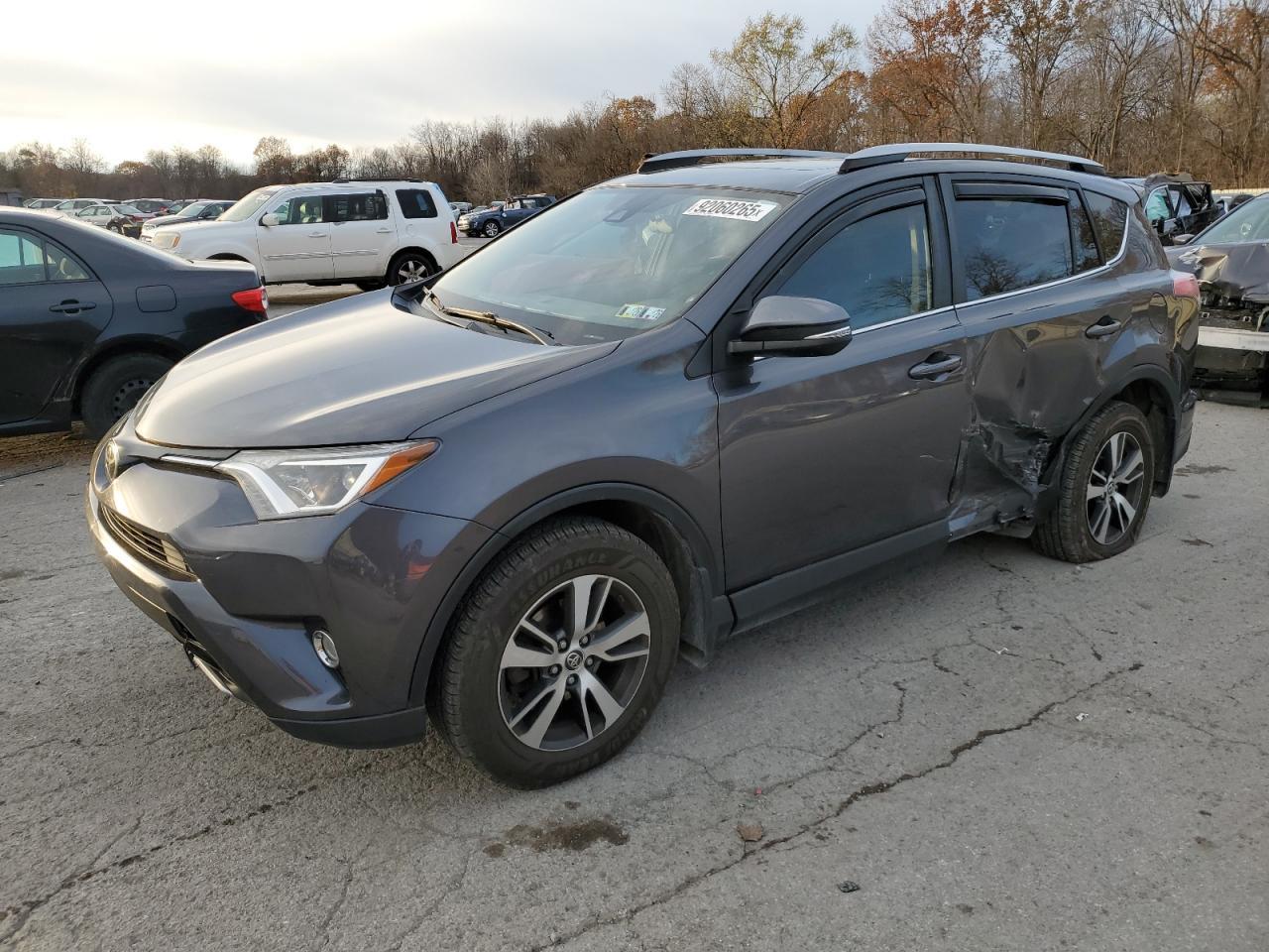 2017 TOYOTA RAV4