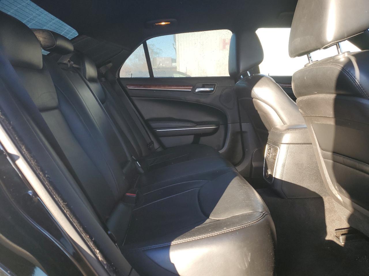 2014 CHRYSLER 300