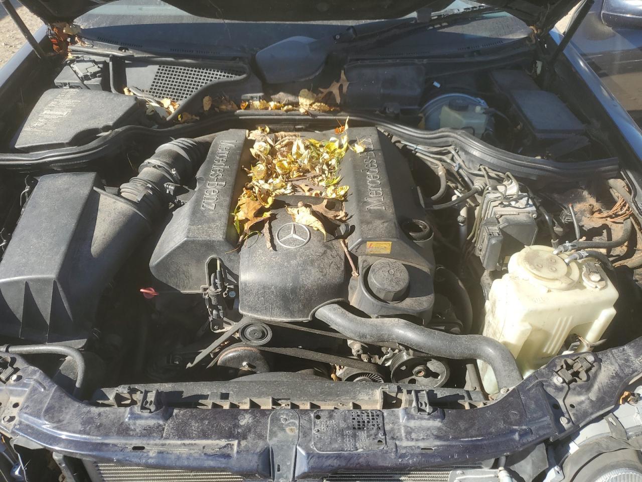 2001 MERCEDES-BENZ E-Class