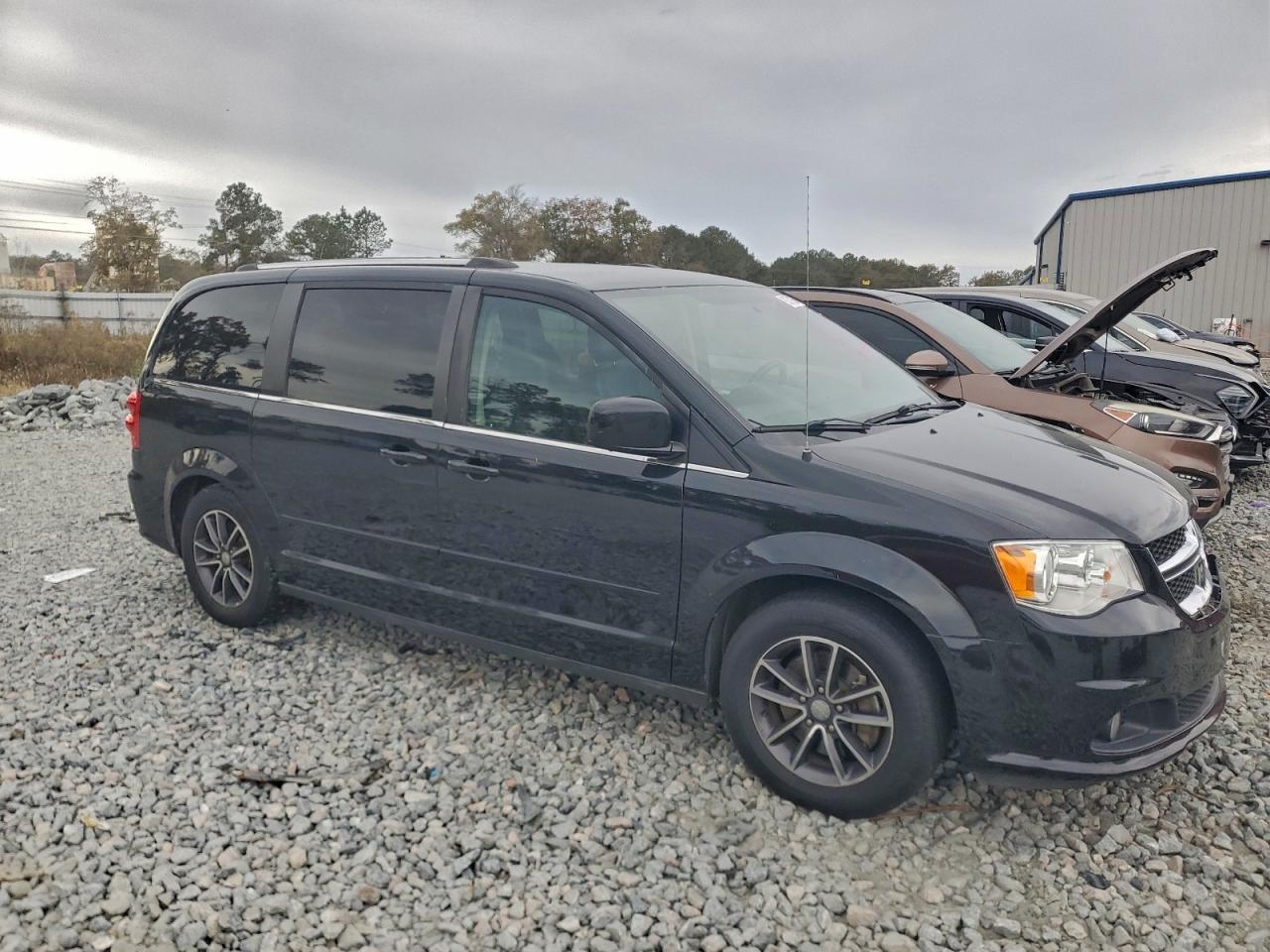 2017 DODGE GRAND CARAVAN