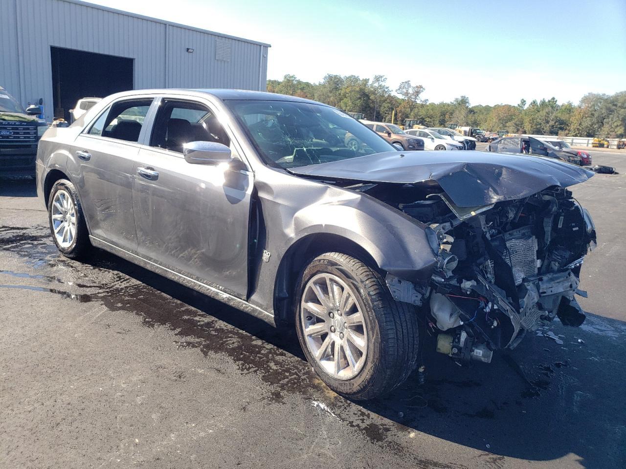 2014 CHRYSLER 300