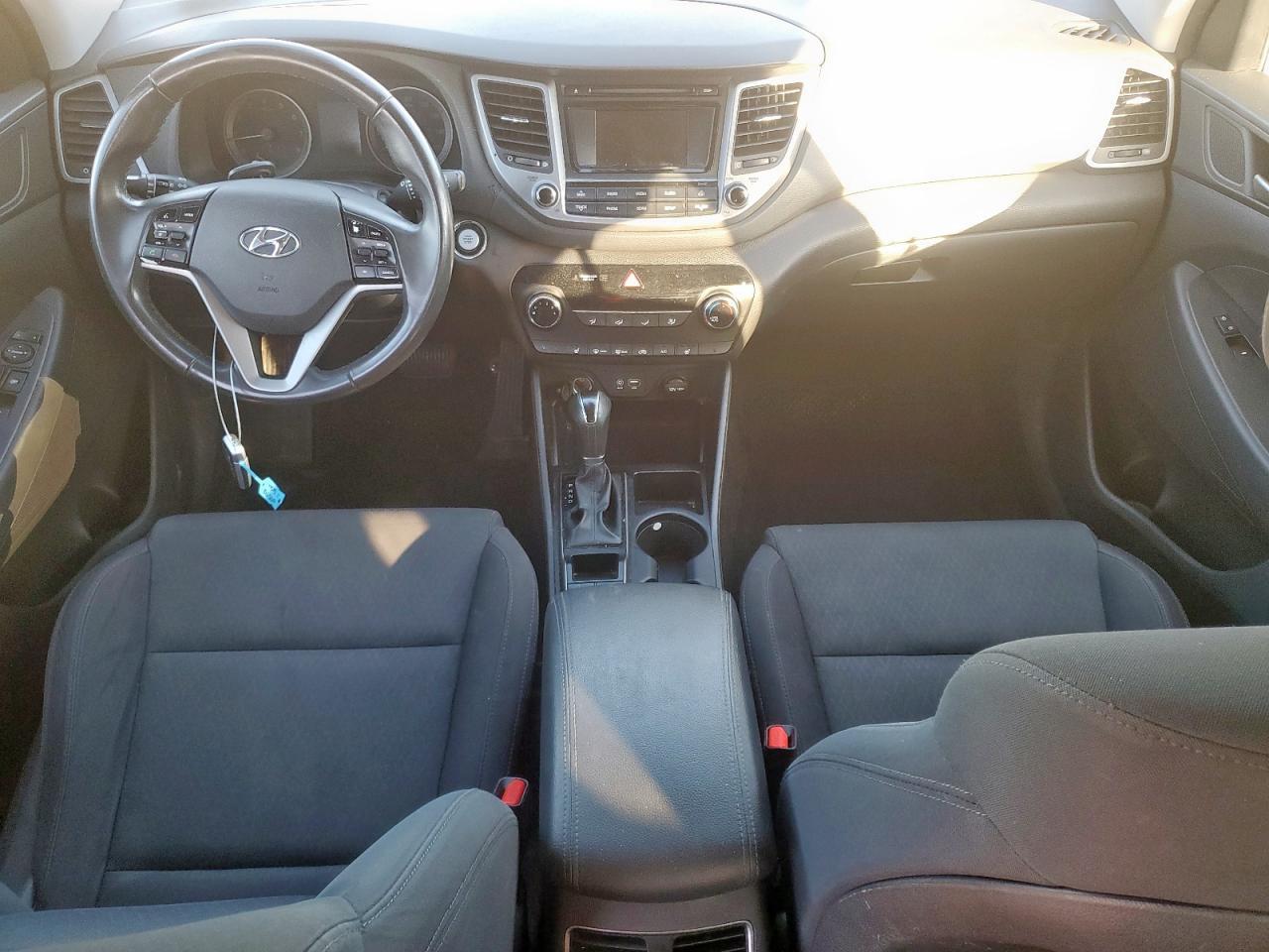2017 HYUNDAI TUCSON