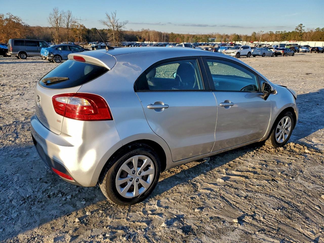 2013 KIA RIO