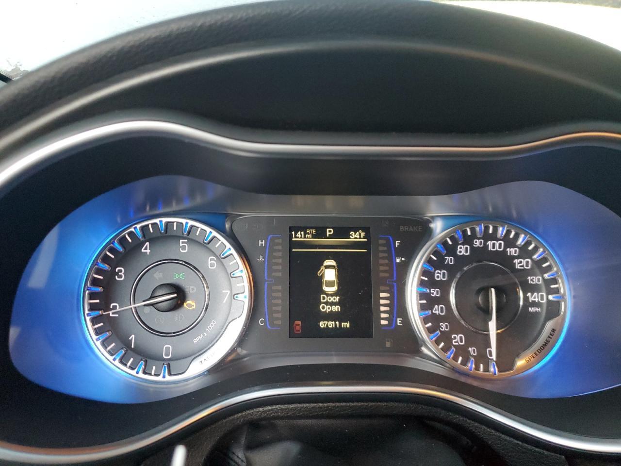 2015 CHRYSLER 200