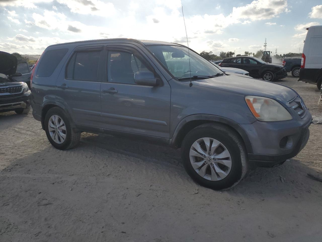2005 HONDA CR-V
