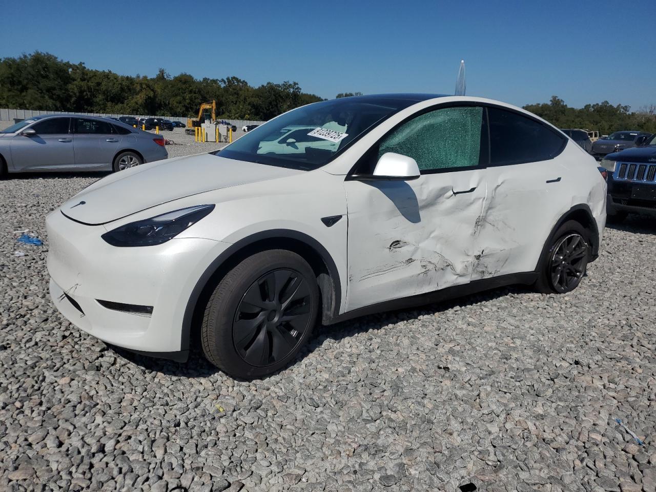 2025 TESLA MODEL Y