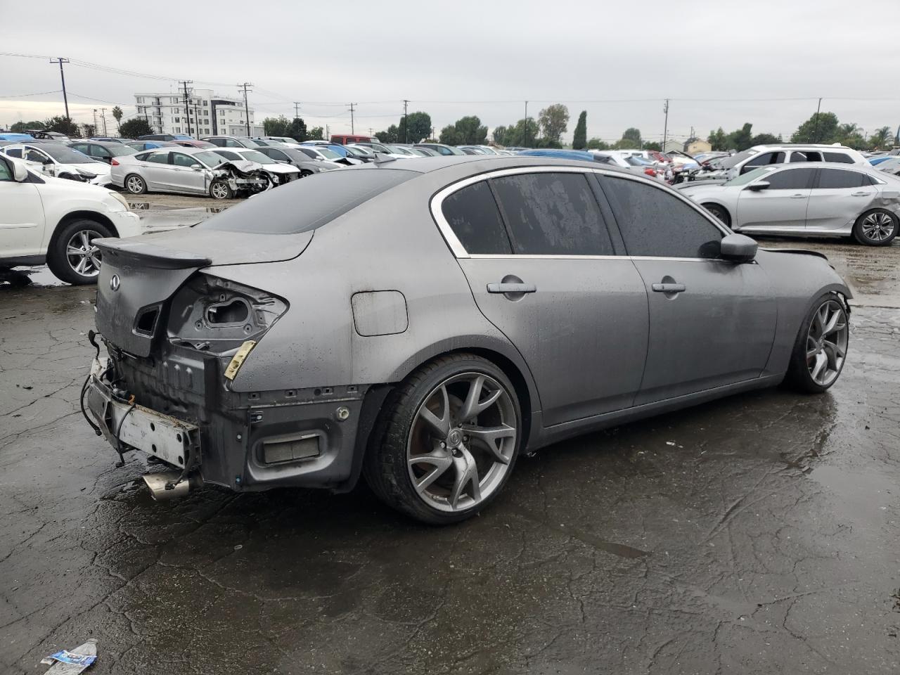 2013 INFINITI G37
