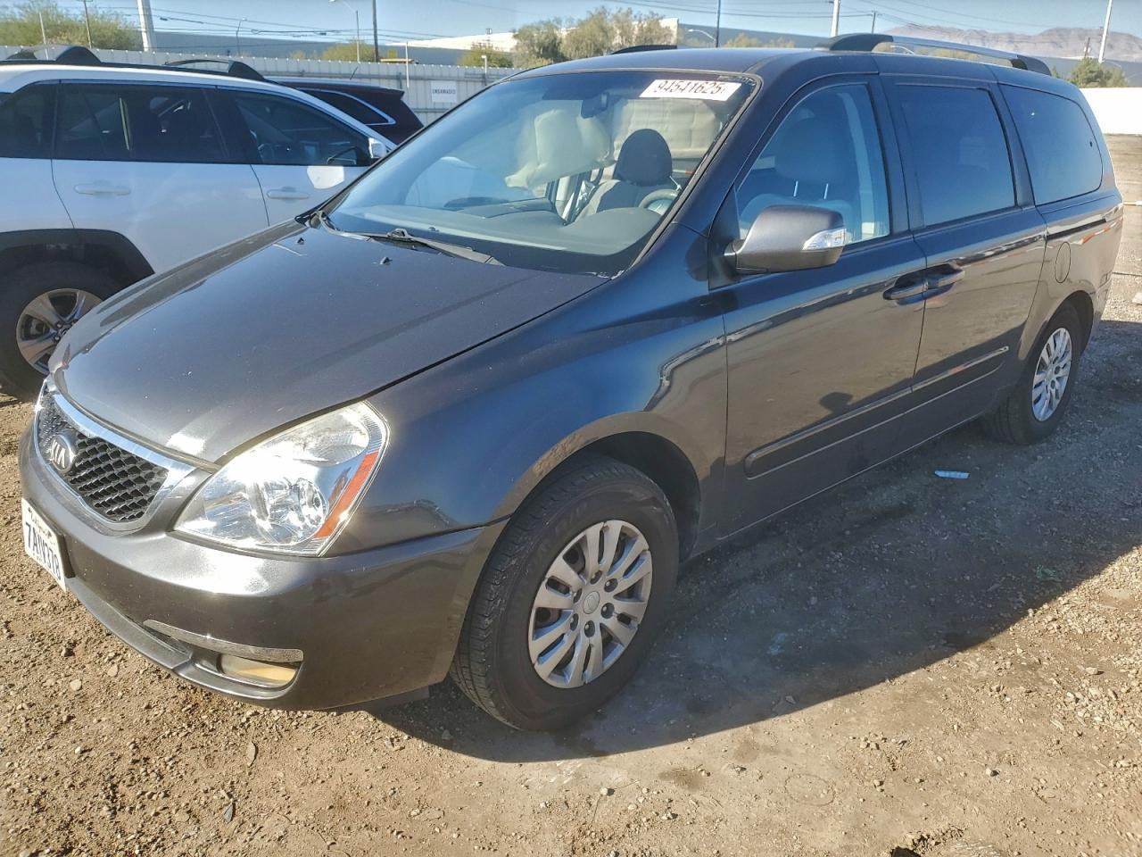 2014 KIA SEDONA