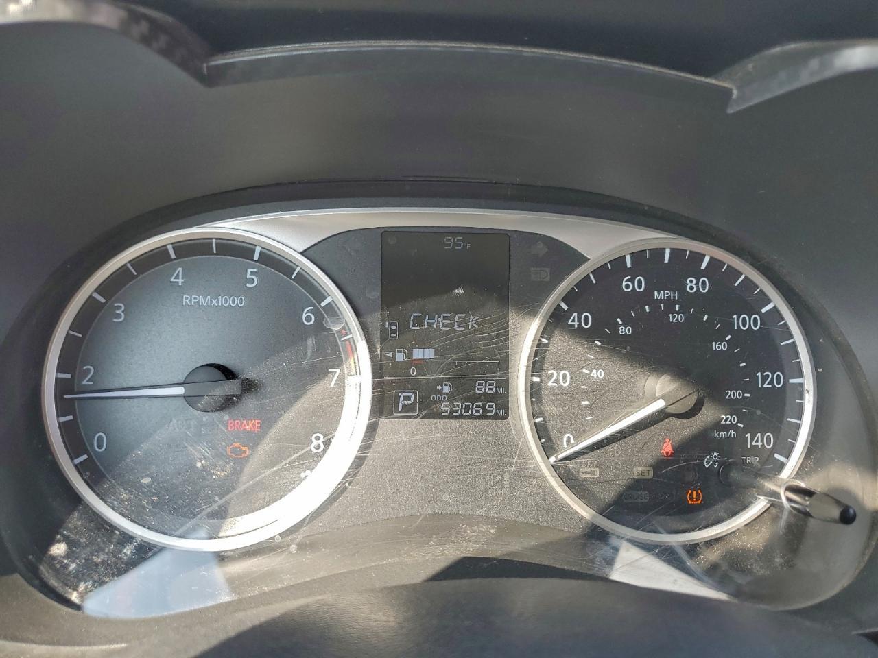 2020 NISSAN VERSA