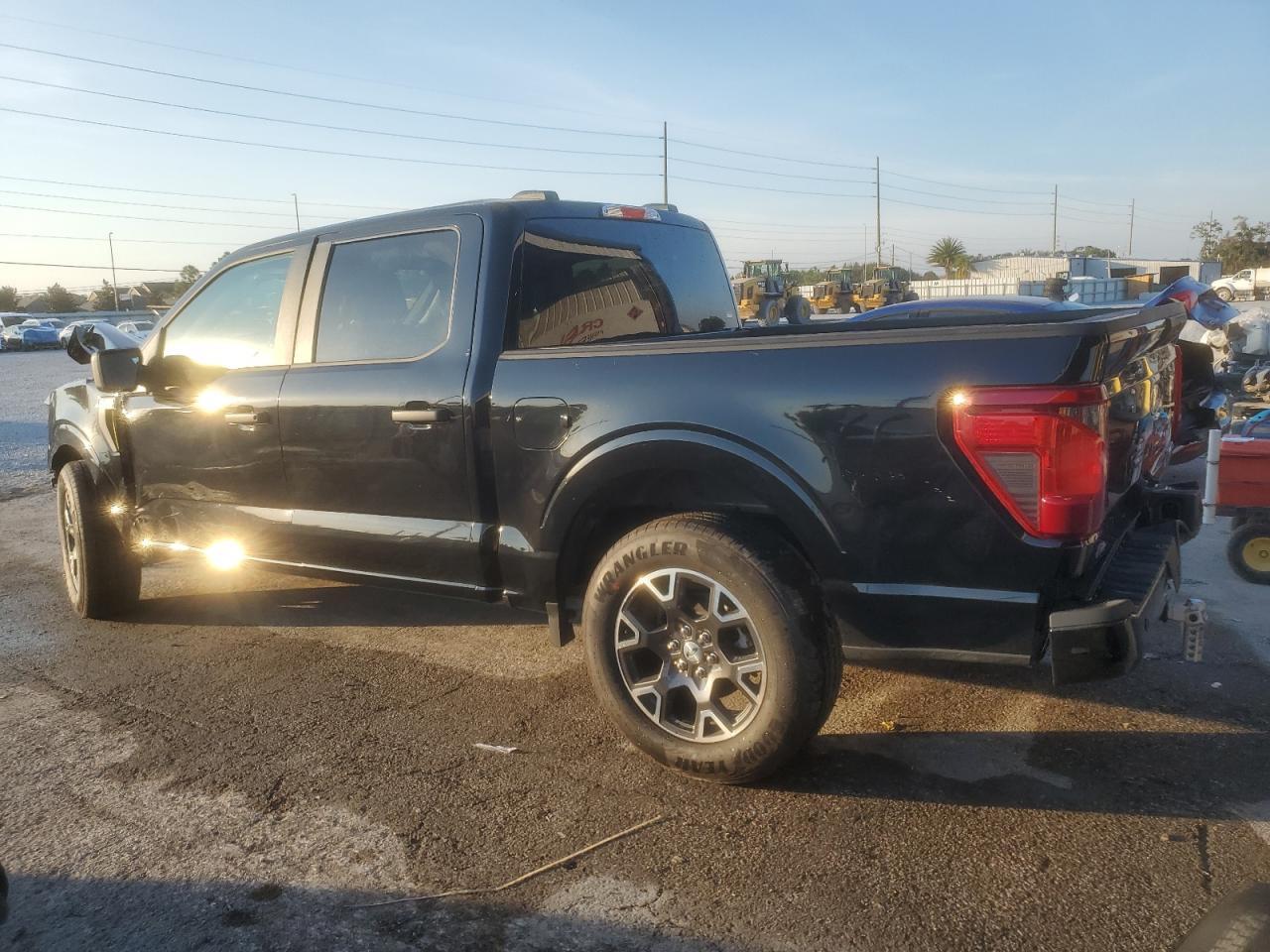 2025 FORD F-150 Lightning