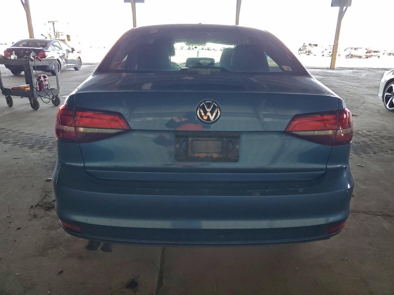 2016 VOLKSWAGEN JETTA