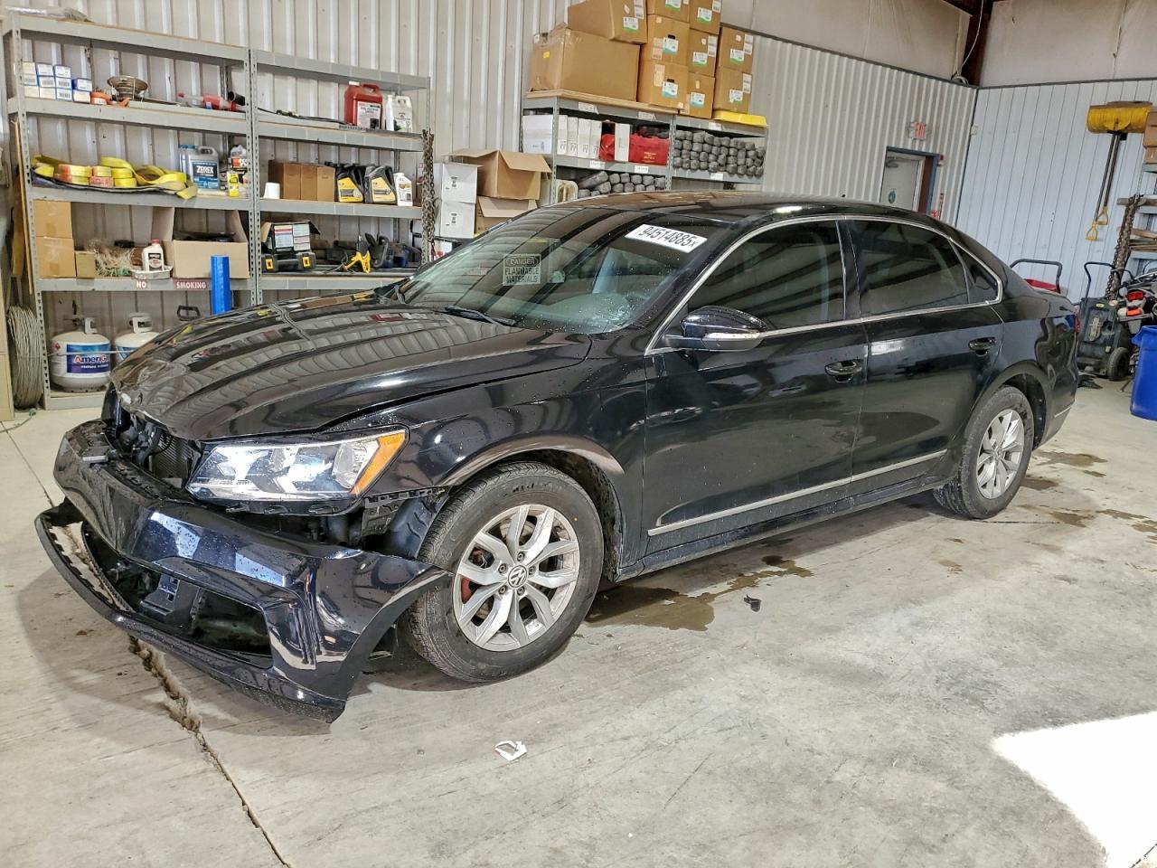 2017 VOLKSWAGEN Passat