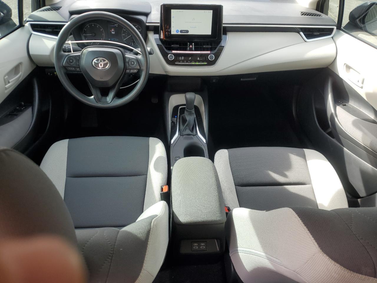 2025 TOYOTA COROLLA