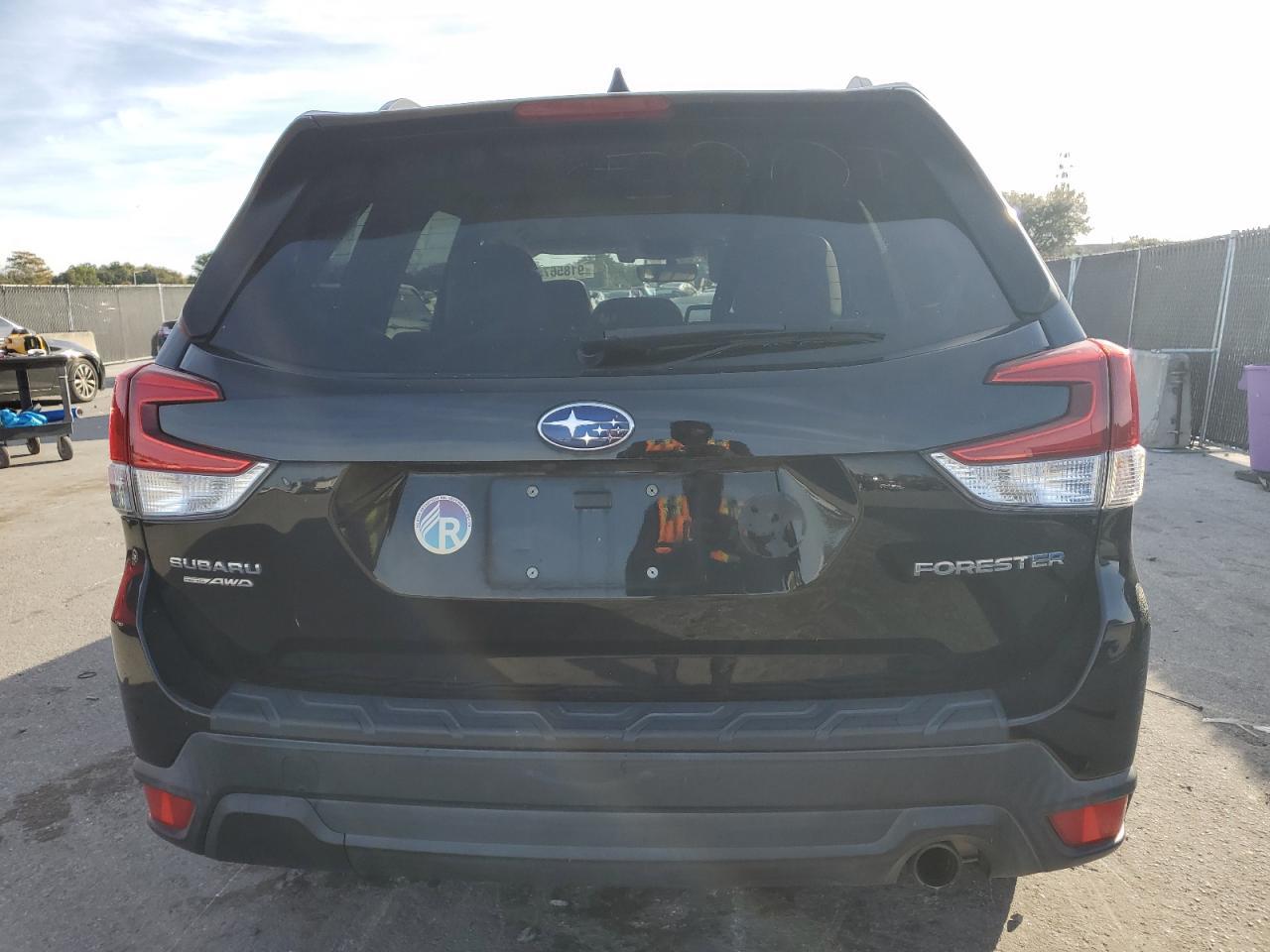 2019 SUBARU FORESTER
