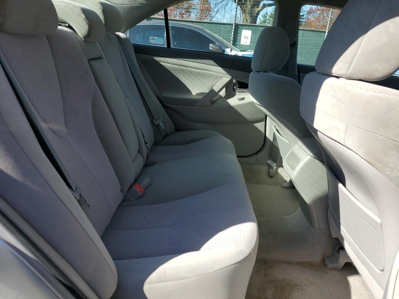 2010 TOYOTA CAMRY