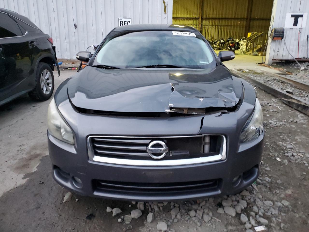 2013 NISSAN Maxima