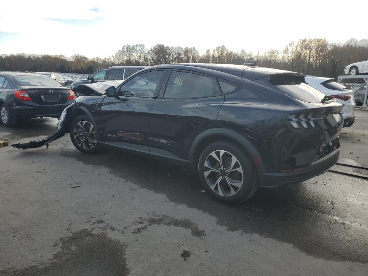 2024 FORD Mustang Mach-E