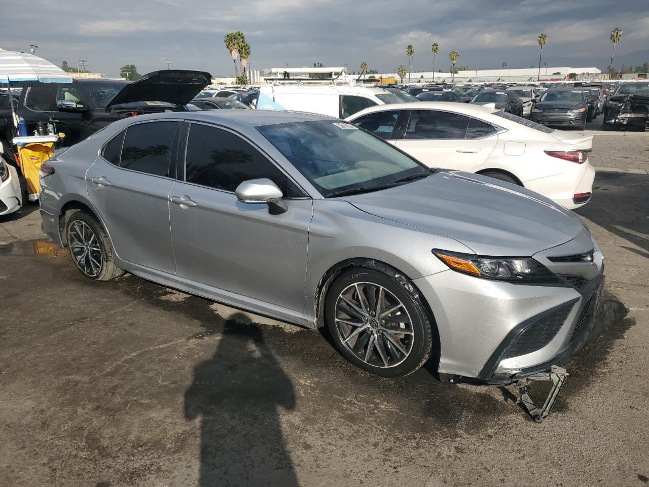 2024 TOYOTA CAMRY