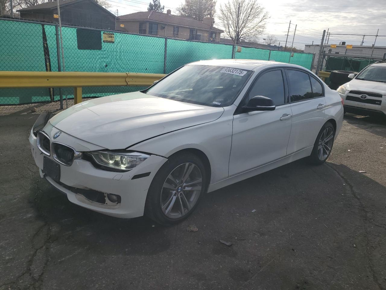 2013 BMW 3 SERIES