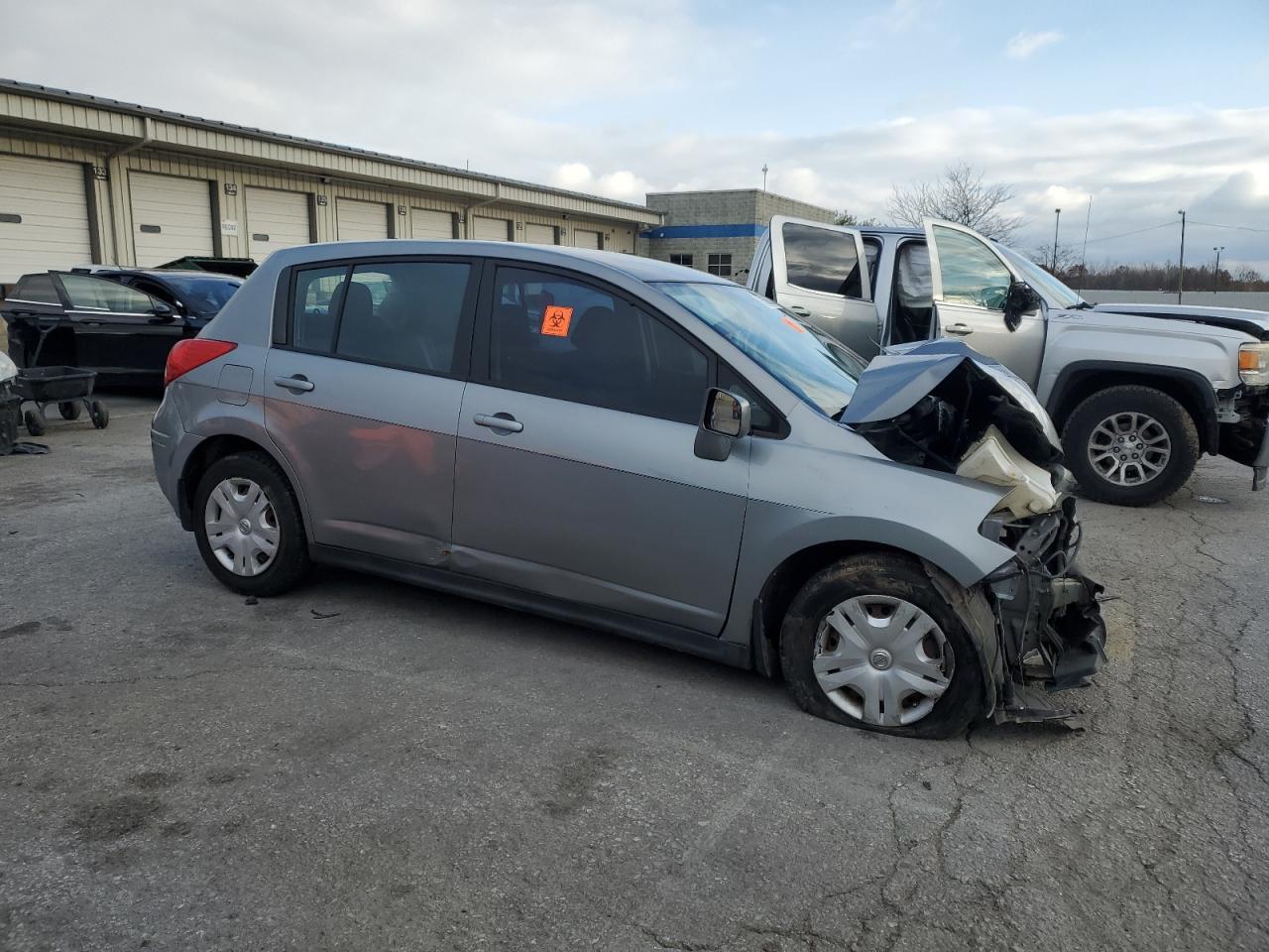 2012 NISSAN VERSA