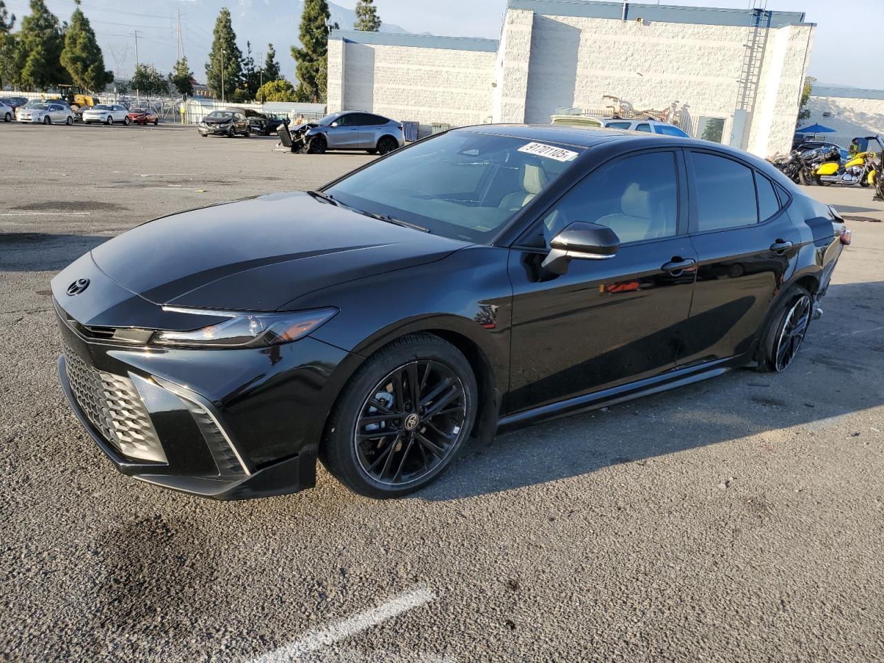 2025 TOYOTA CAMRY