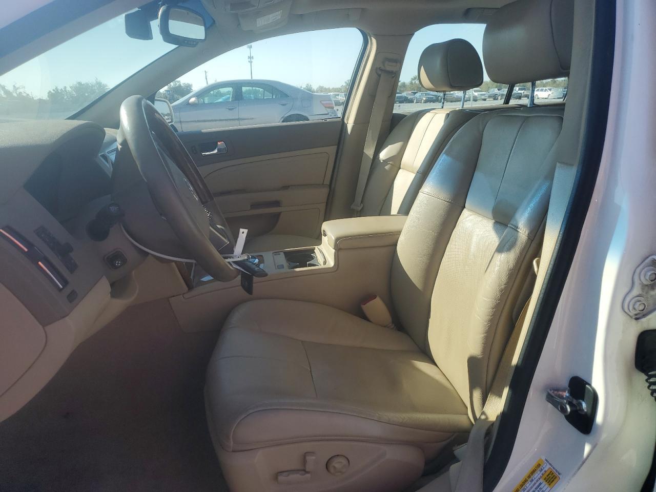 2010 CADILLAC STS