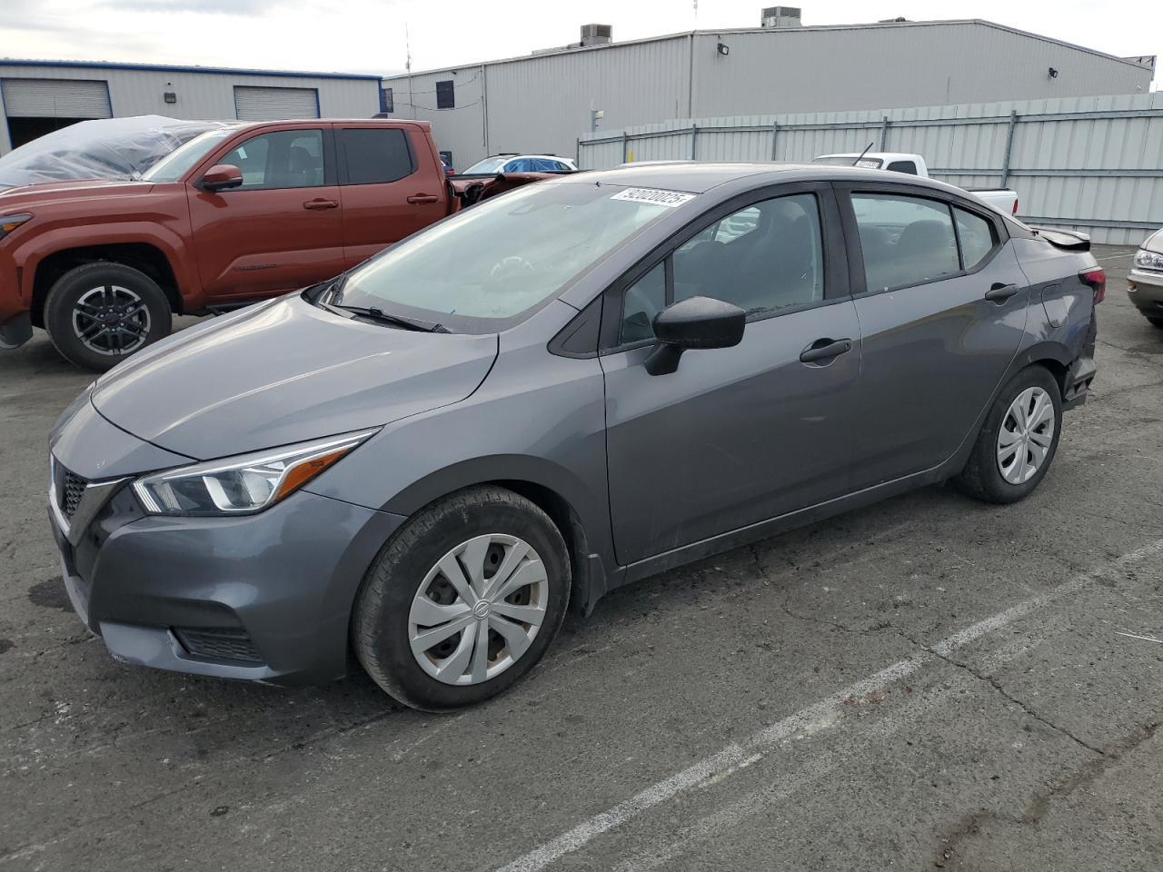 2020 NISSAN VERSA