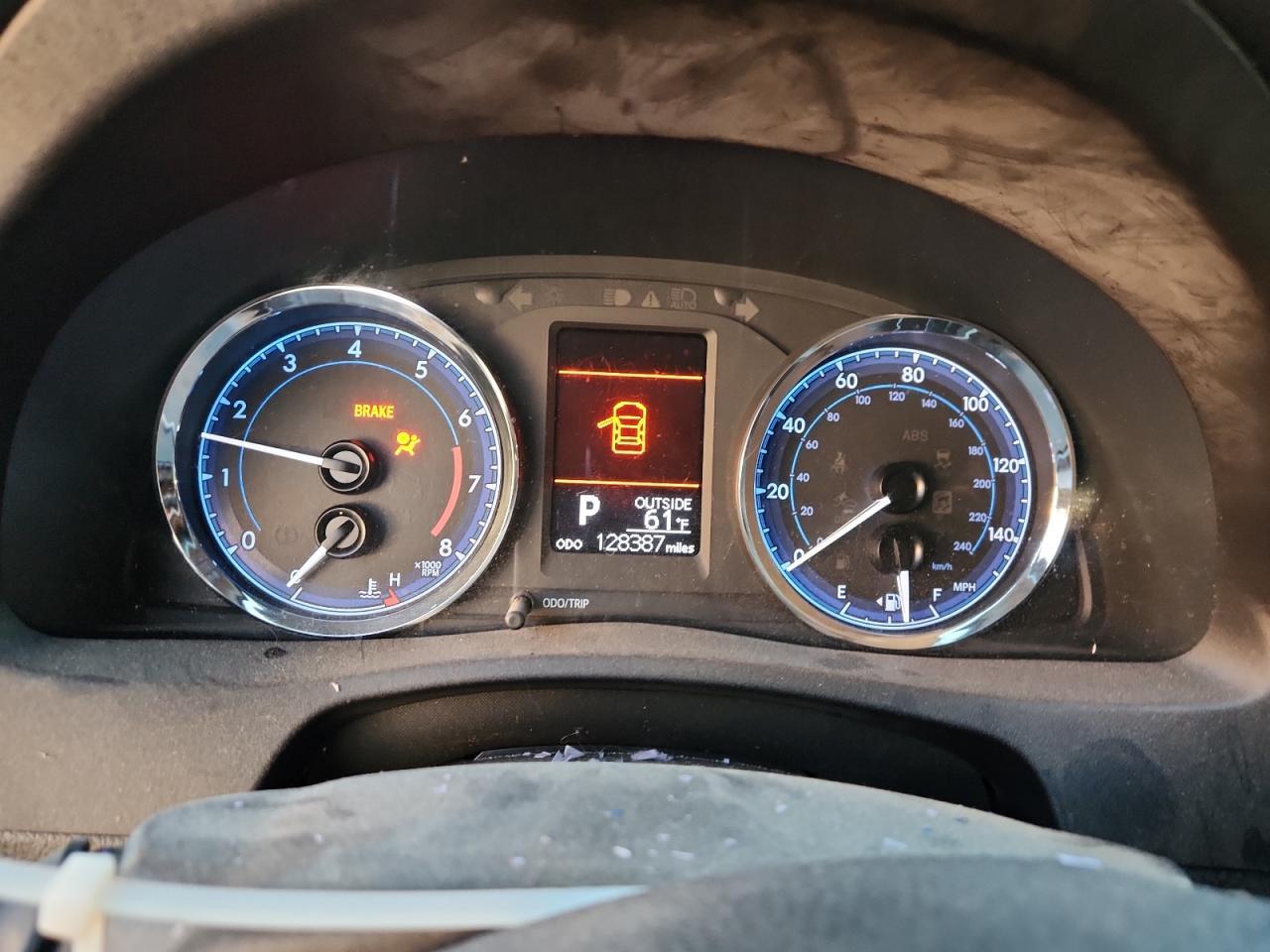 2018 TOYOTA COROLLA