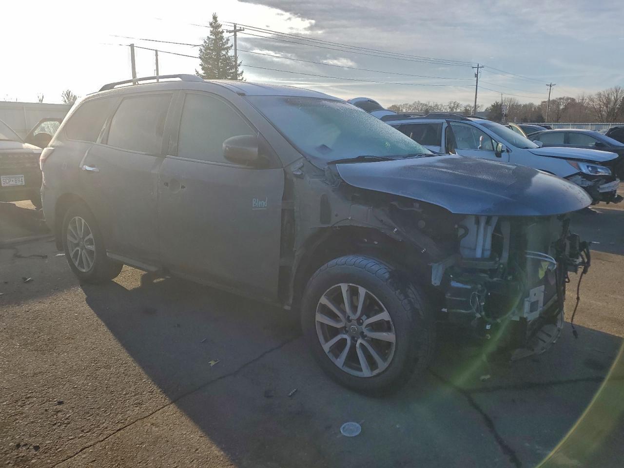 2016 NISSAN PATHFINDER