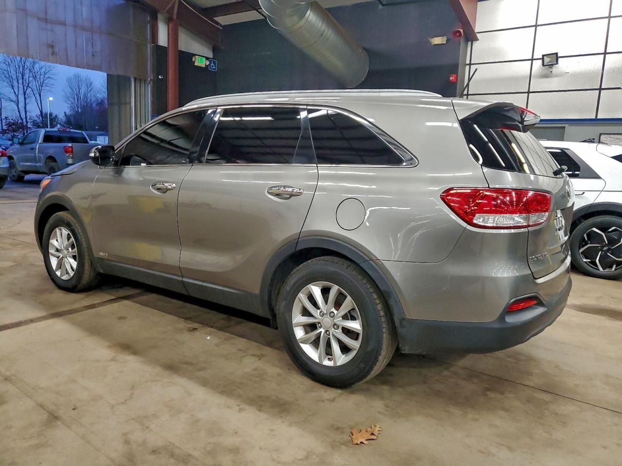 2016 KIA SORENTO