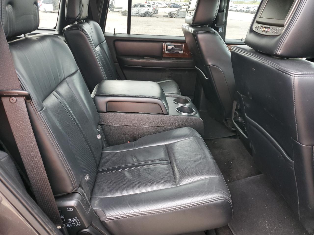 2015 LINCOLN Navigator