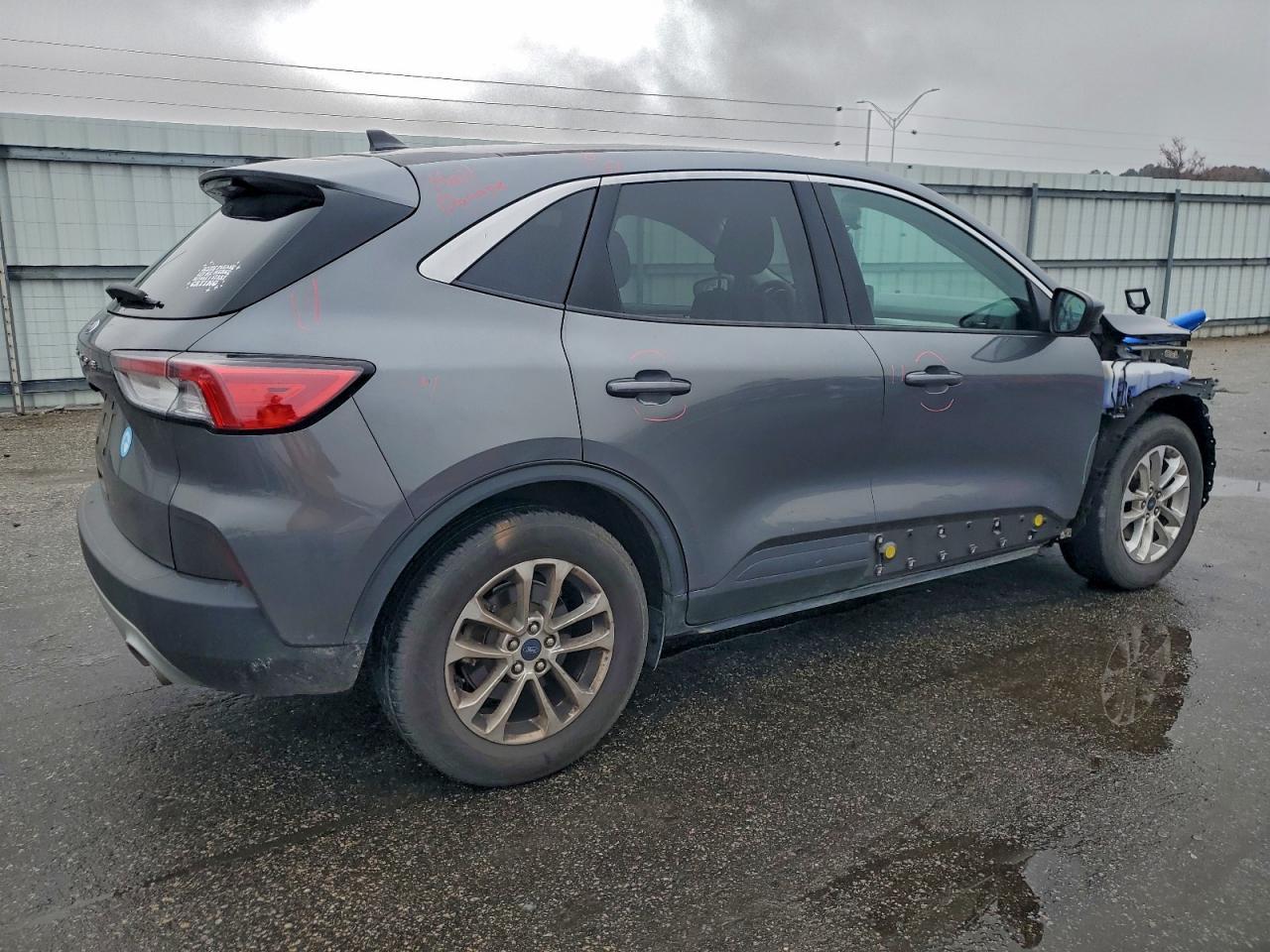2021 FORD ESCAPE