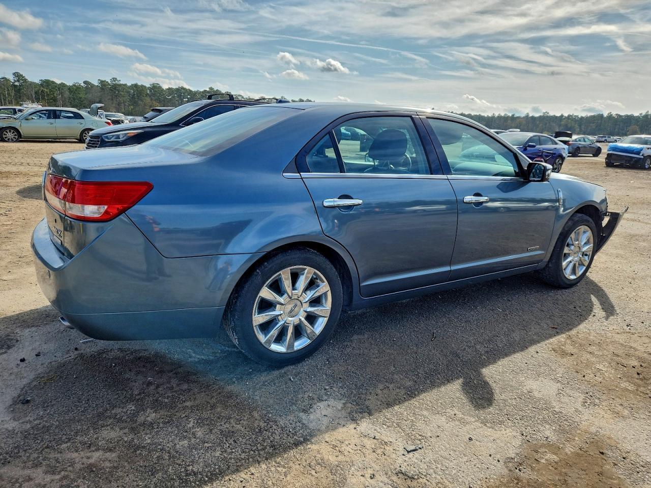 2011 LINCOLN MKZ