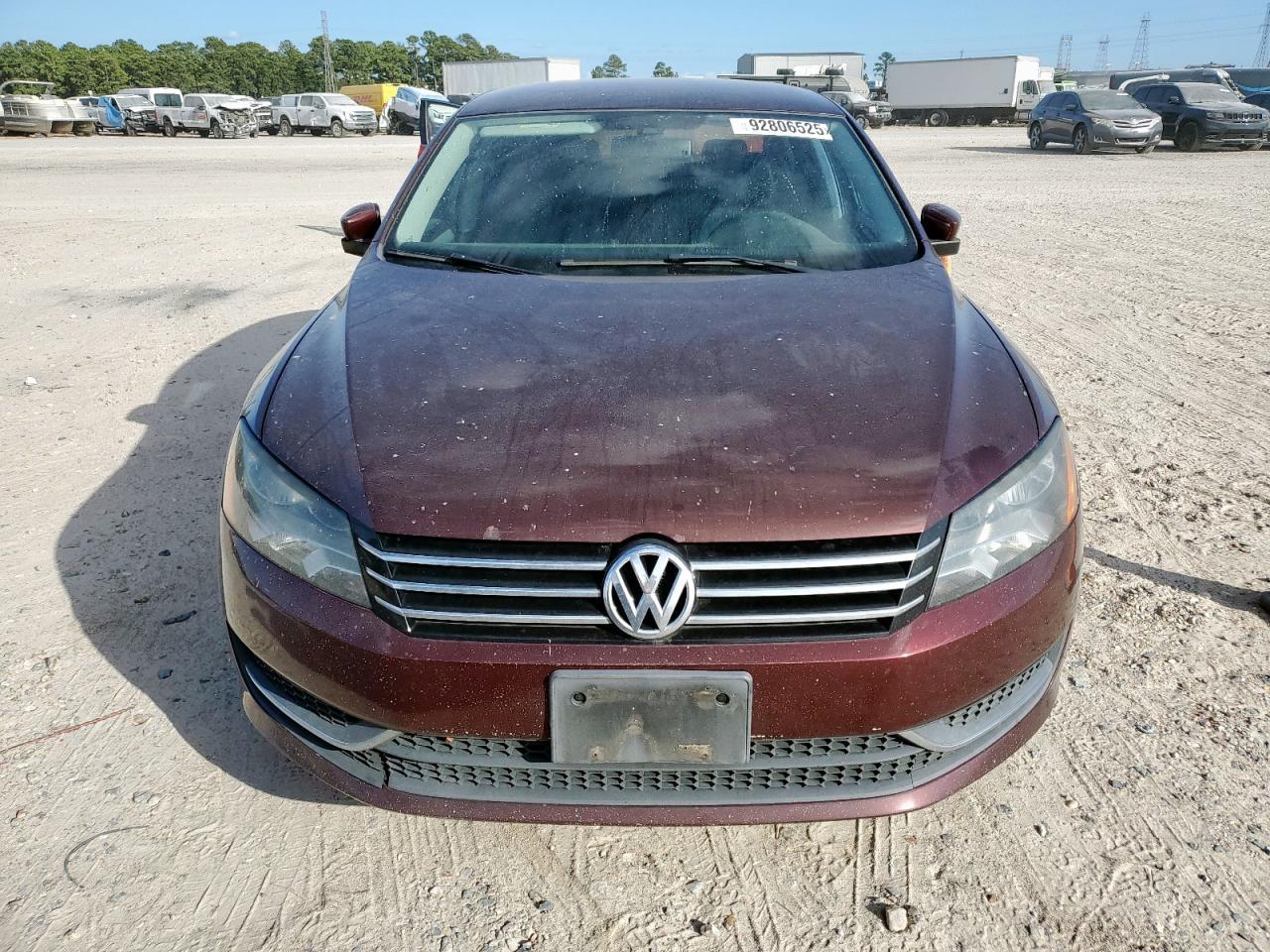2013 VOLKSWAGEN Passat