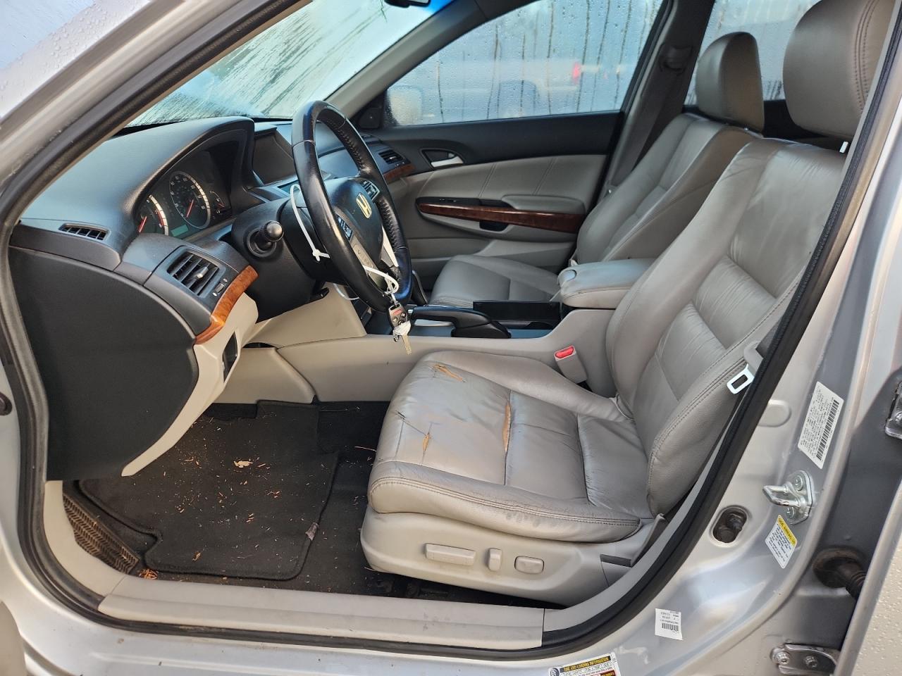 2011 HONDA ACCORD