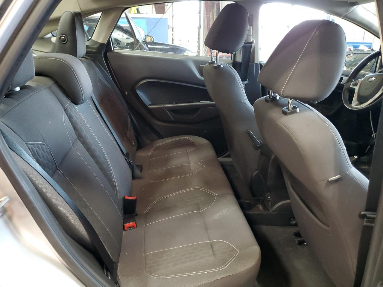 2014 FORD Fiesta