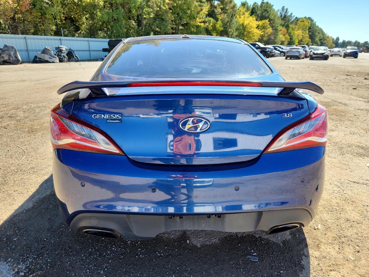 2014 HYUNDAI GENESIS