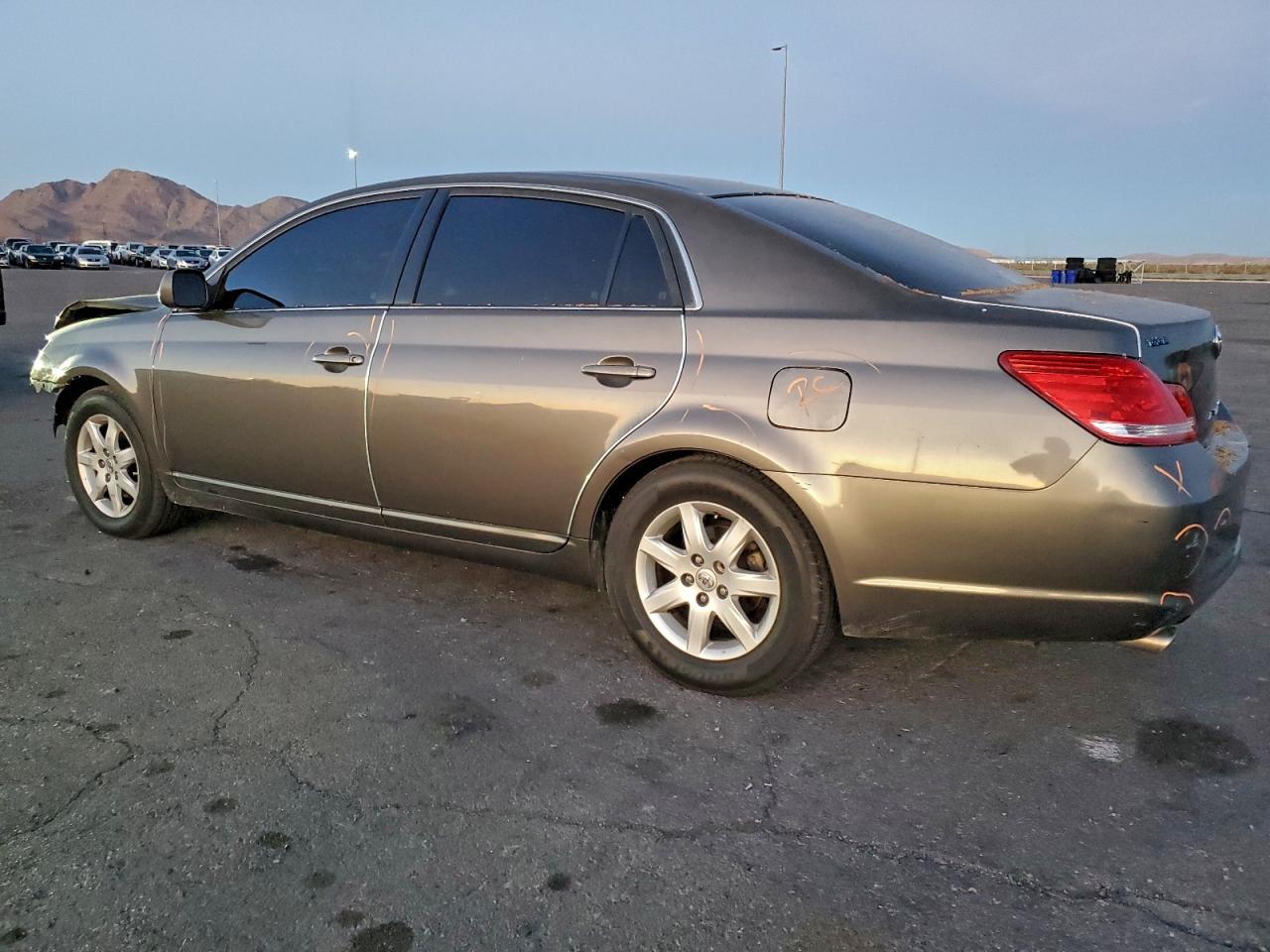 2007 TOYOTA Avalon