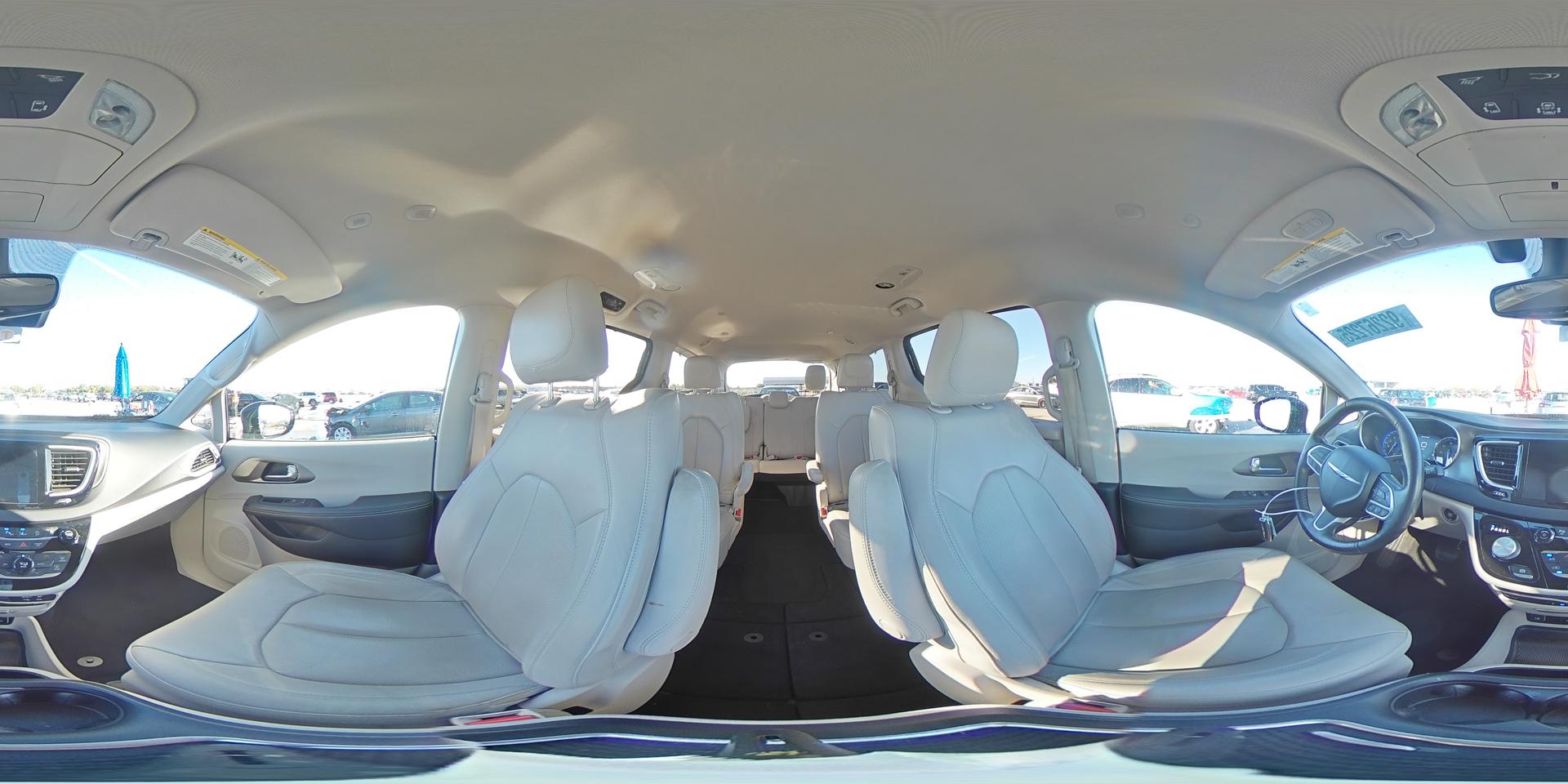 2020 CHRYSLER Pacifica